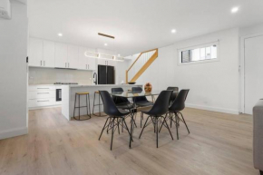 Entire House Stay in Springvale